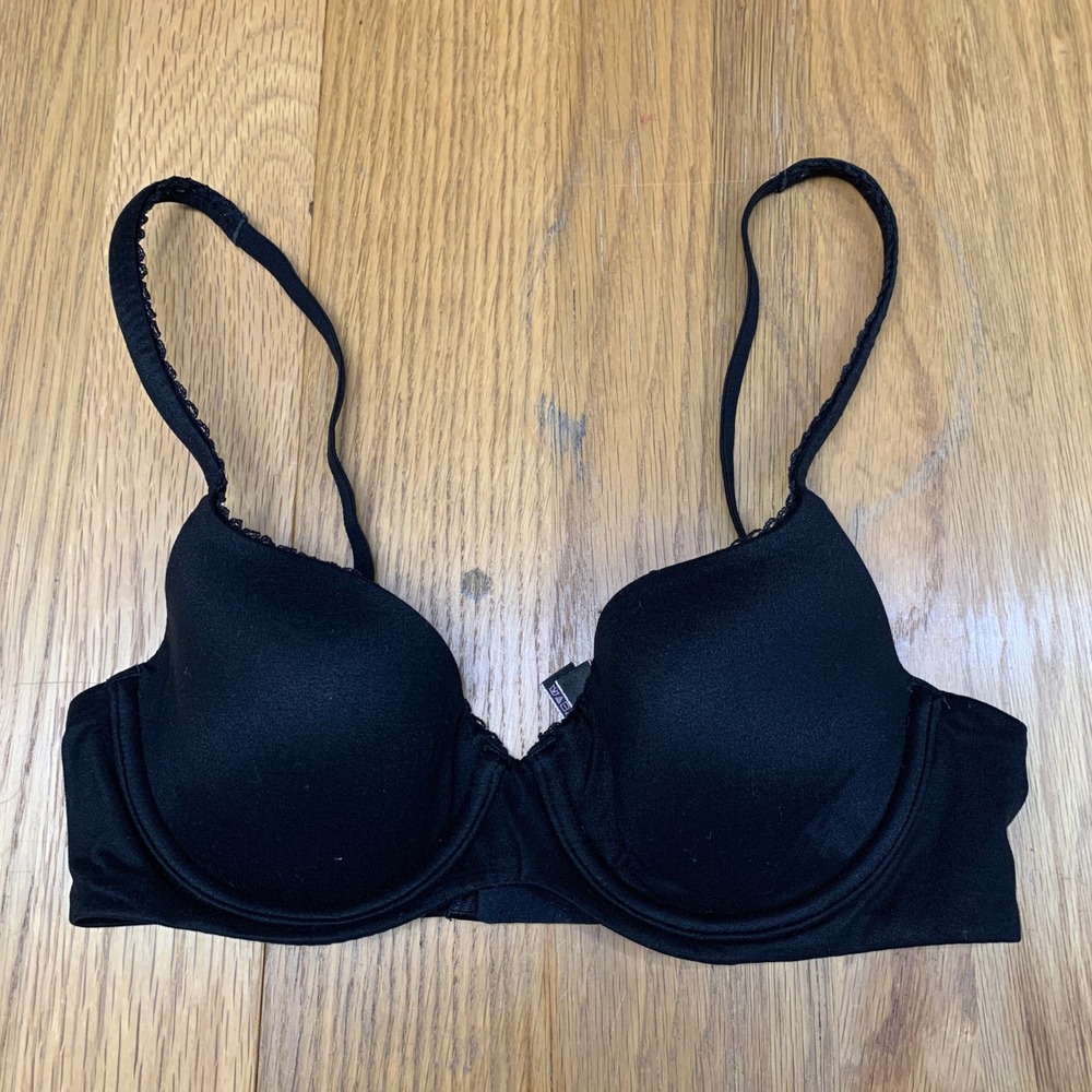 Victoria's Secret Body By Victoria Lined Demi Bra Black 32C Lace Trim Underwire